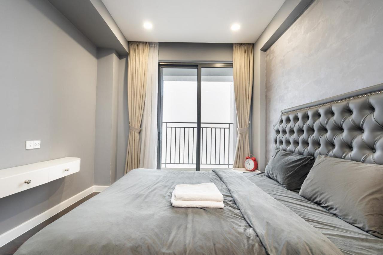 Oui! Oui! Saigon Apartment - Rivergate Residence Ho Chi Minh City Exterior photo