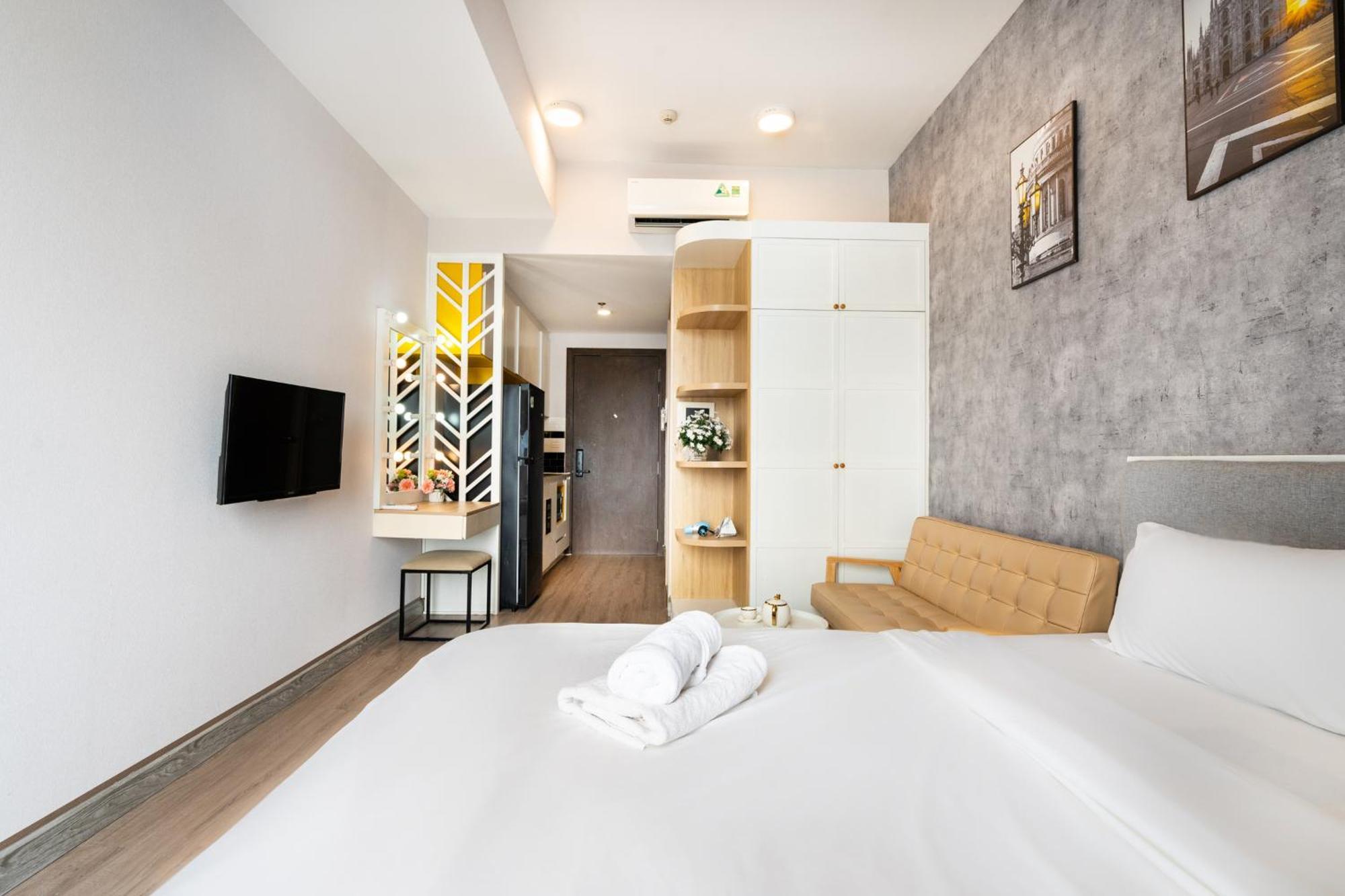 Oui! Oui! Saigon Apartment - Rivergate Residence Ho Chi Minh City Exterior photo